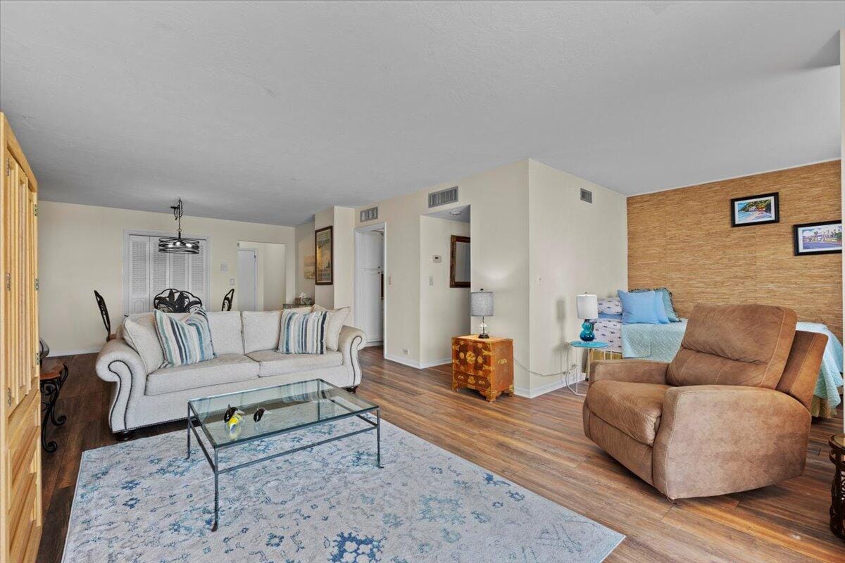 1200 Marine Way 304 — photo 10