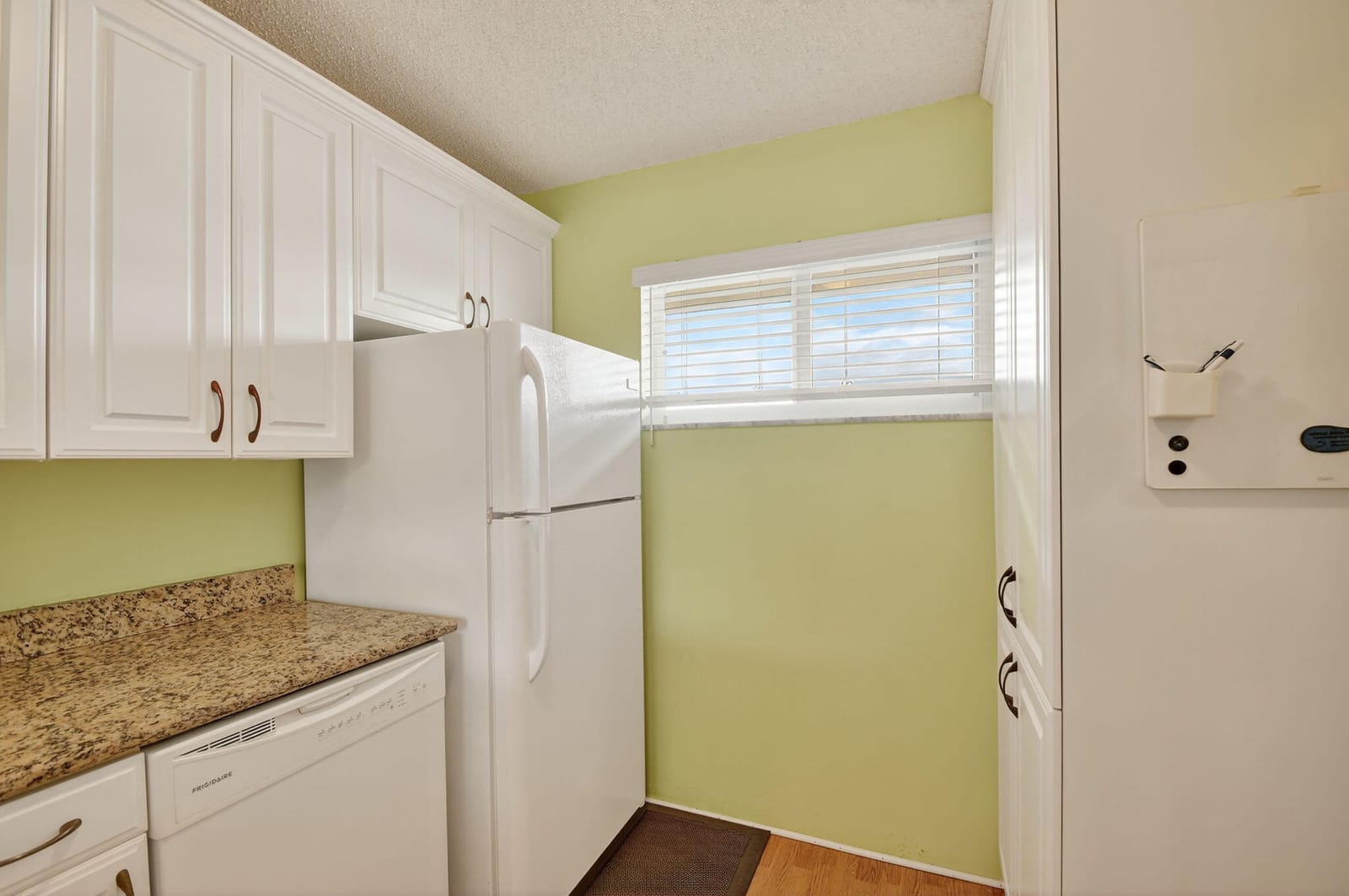 2856 S Garden Drive 310 — photo 5