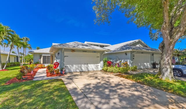 12829 SE Berwick Court, Hobe Sound, FL 33455