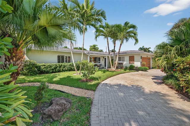 2833 NW 10th Avenue, sold in Jenada Isle, Wilton Manors, FL