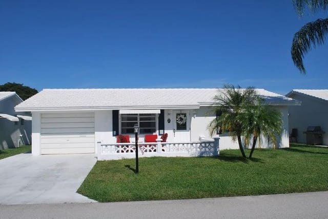 911 SW 6th Avenue, Boynton Beach, FL 33426