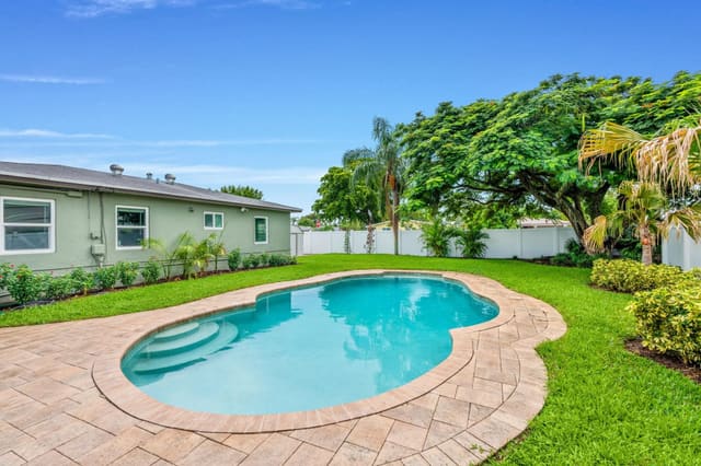 519 NW 48th Street, sold in North Andrews Gardens Fir, Fort Lauderdale, FL