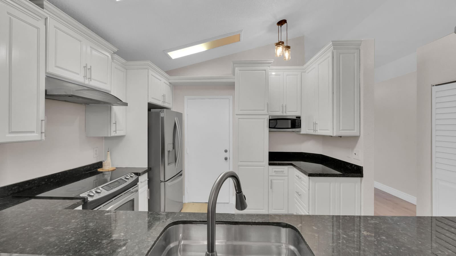230 SW 159th Way — photo 11