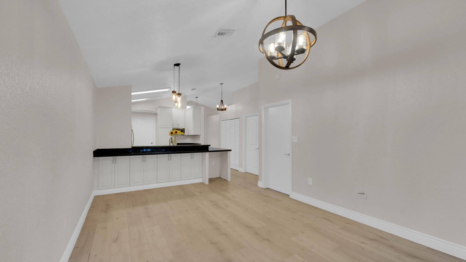 230 SW 159th Way — photo 3