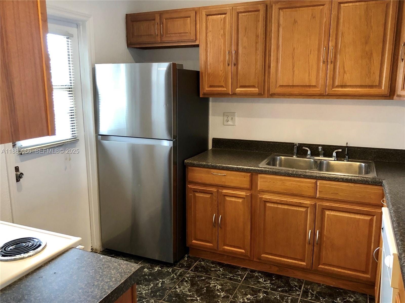 8121 SW 24th Court 304 — photo 4