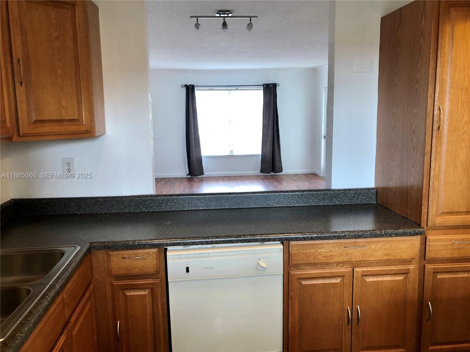 8121 SW 24th Court 304 — photo 6