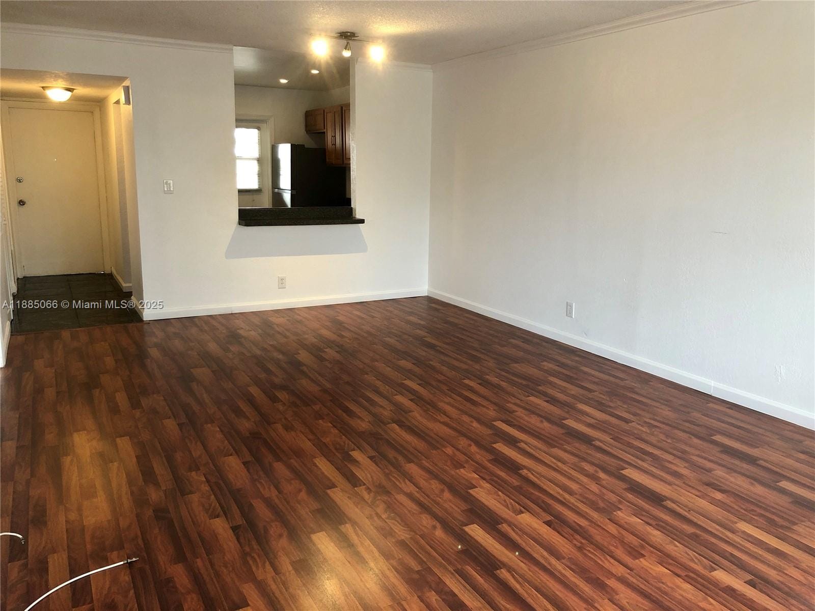 8121 SW 24th Court 304 — photo 8