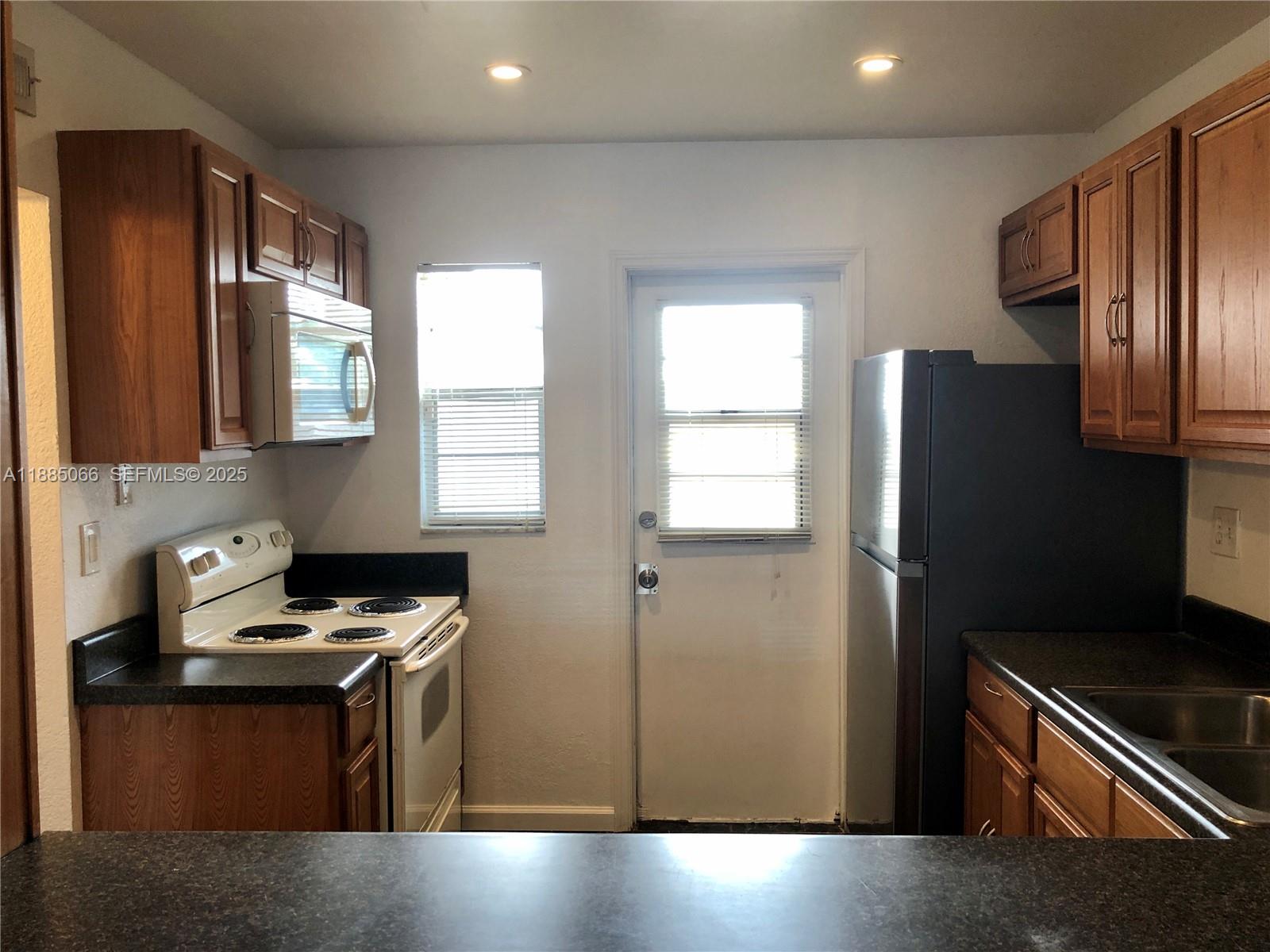 8121 SW 24th Court 304, Davie, FL 33324, Davie