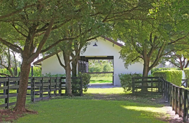 4429 Palm Breeze Trail, sold in Palm Beach Point, Wellington, FL