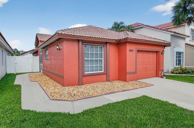 4843 Concordia Lane, sold in Princeton Place At Gables End, Boynton Beach, FL