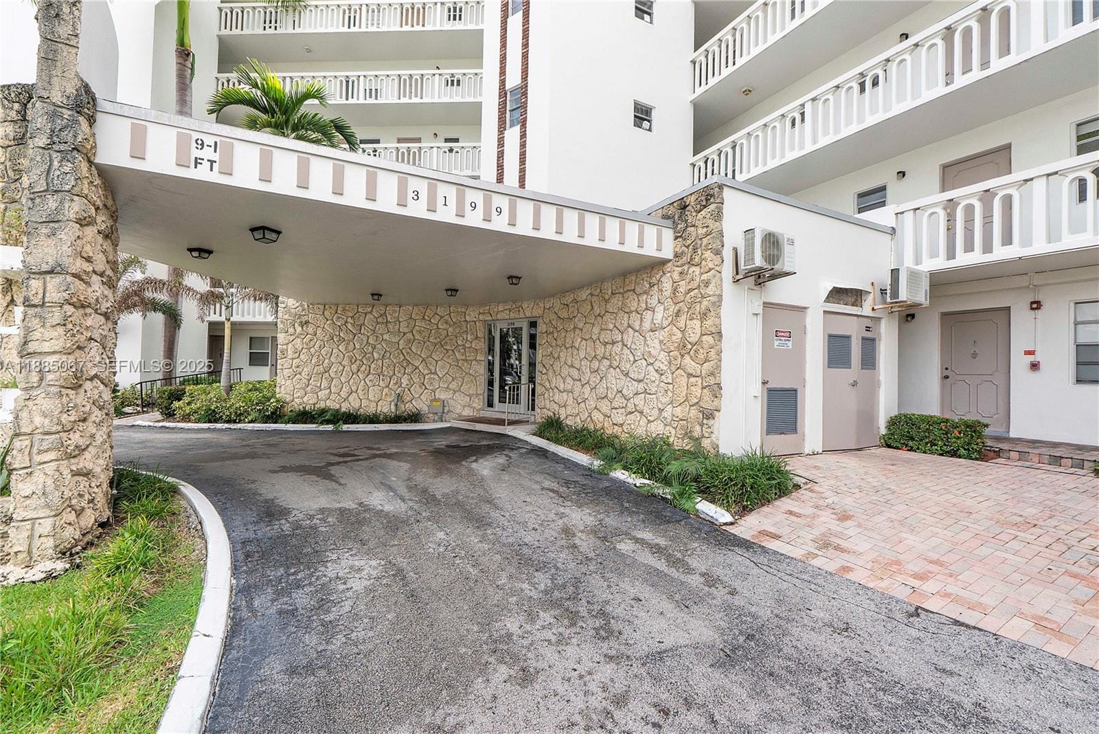 3199 S Ocean Drive 206, Hallandale Beach, FL 33009 photo 23