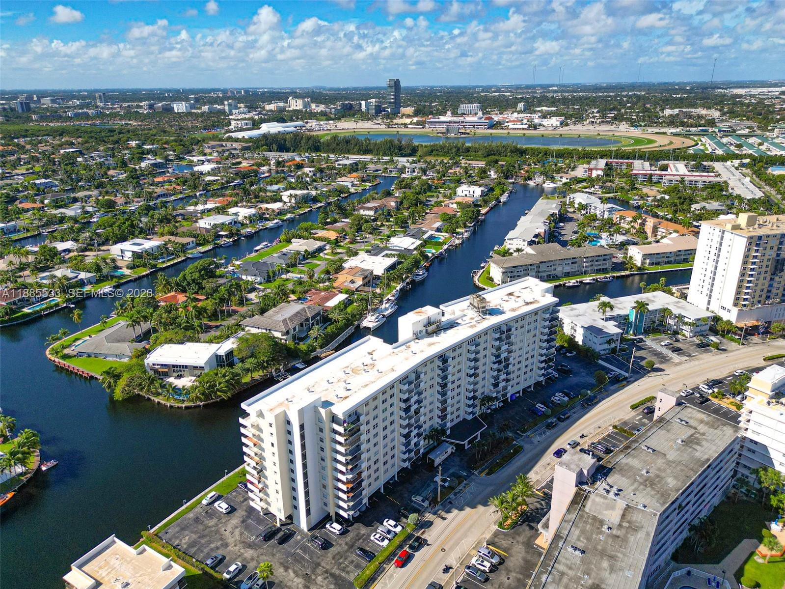 401 Golden Isles Drive 908, Hallandale Beach, FL 33009 photo 14