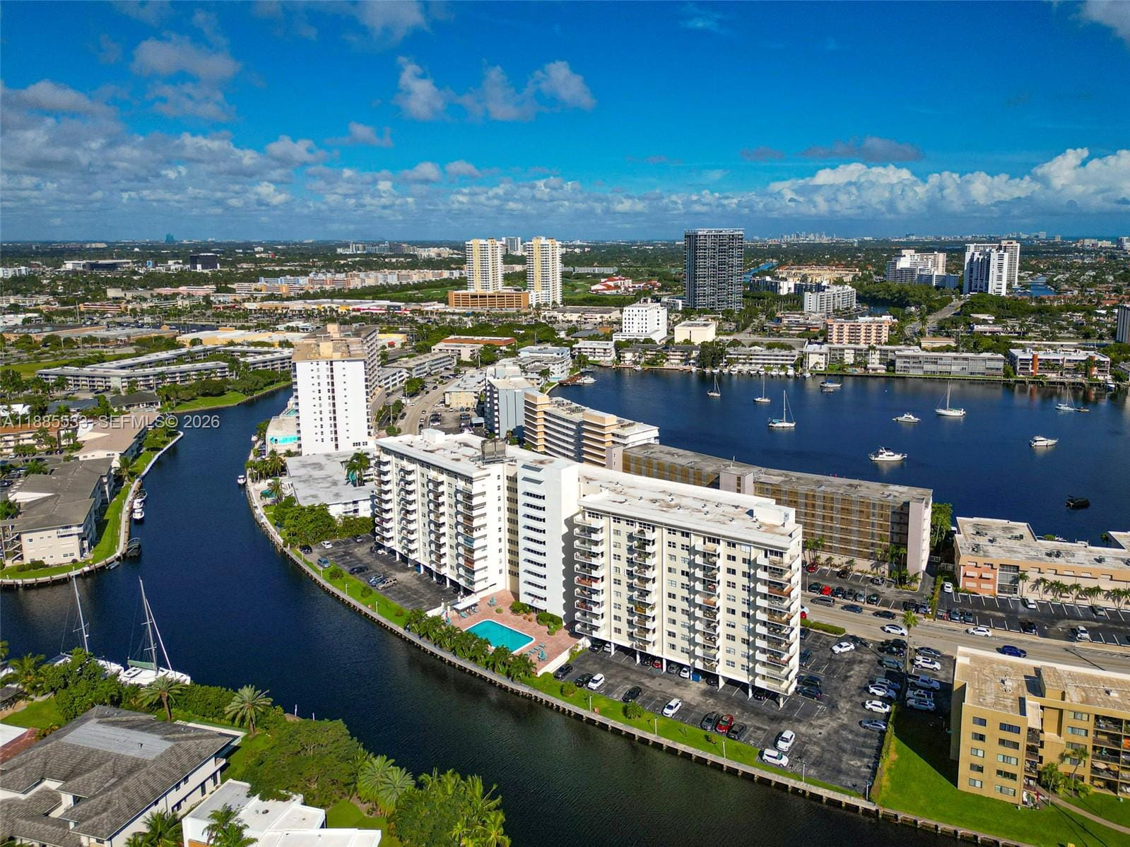 401 Golden Isles Drive 908, Hallandale Beach, FL 33009 photo 17
