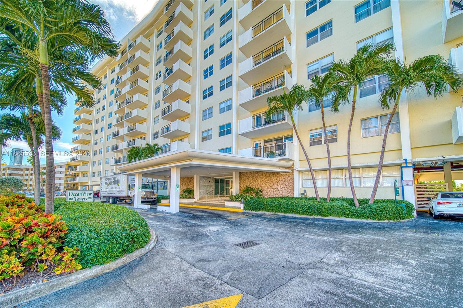401 Golden Isles Drive 908 — photo 3