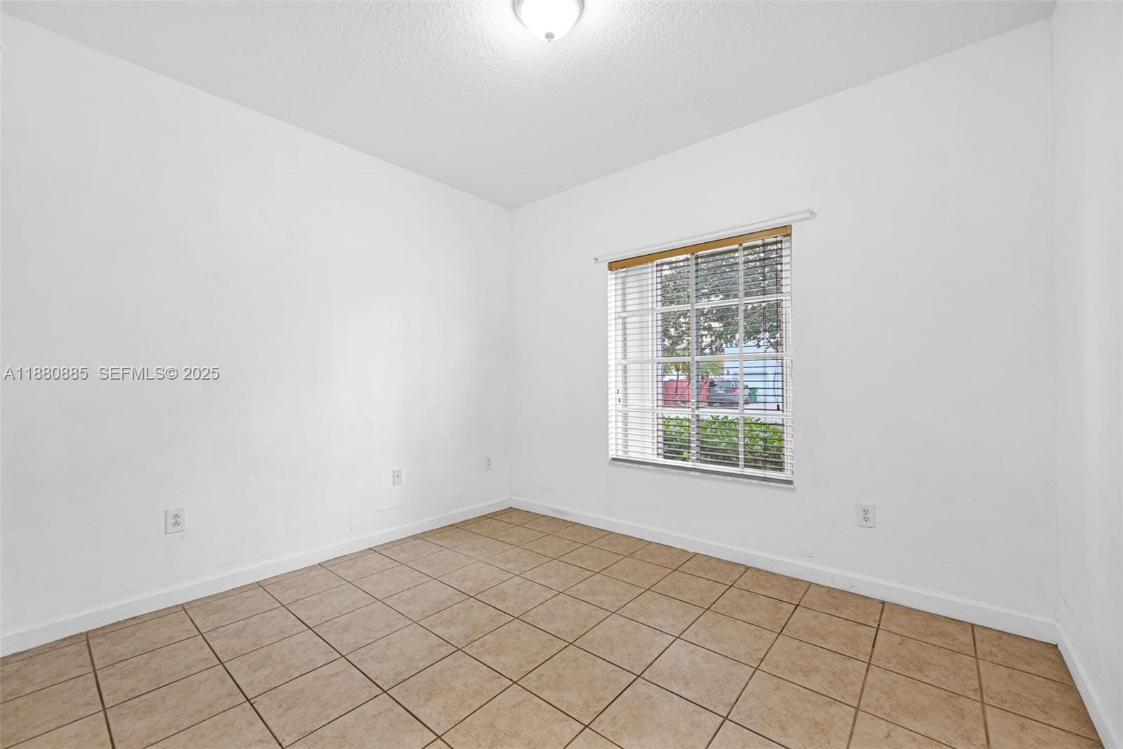 1609 SW 154th Path, Miami, FL 33185 photo 13