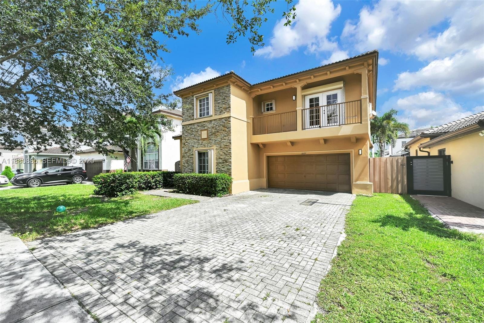 1609 SW 154th Path, Miami, FL 33185 photo 3