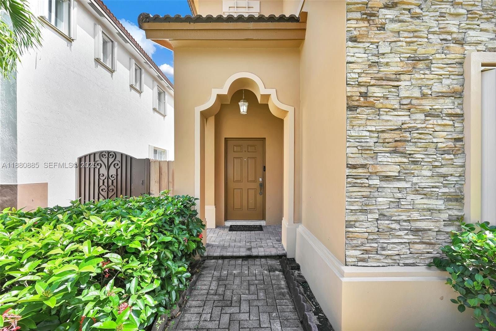 1609 SW 154th Path, Miami, FL 33185 photo 4