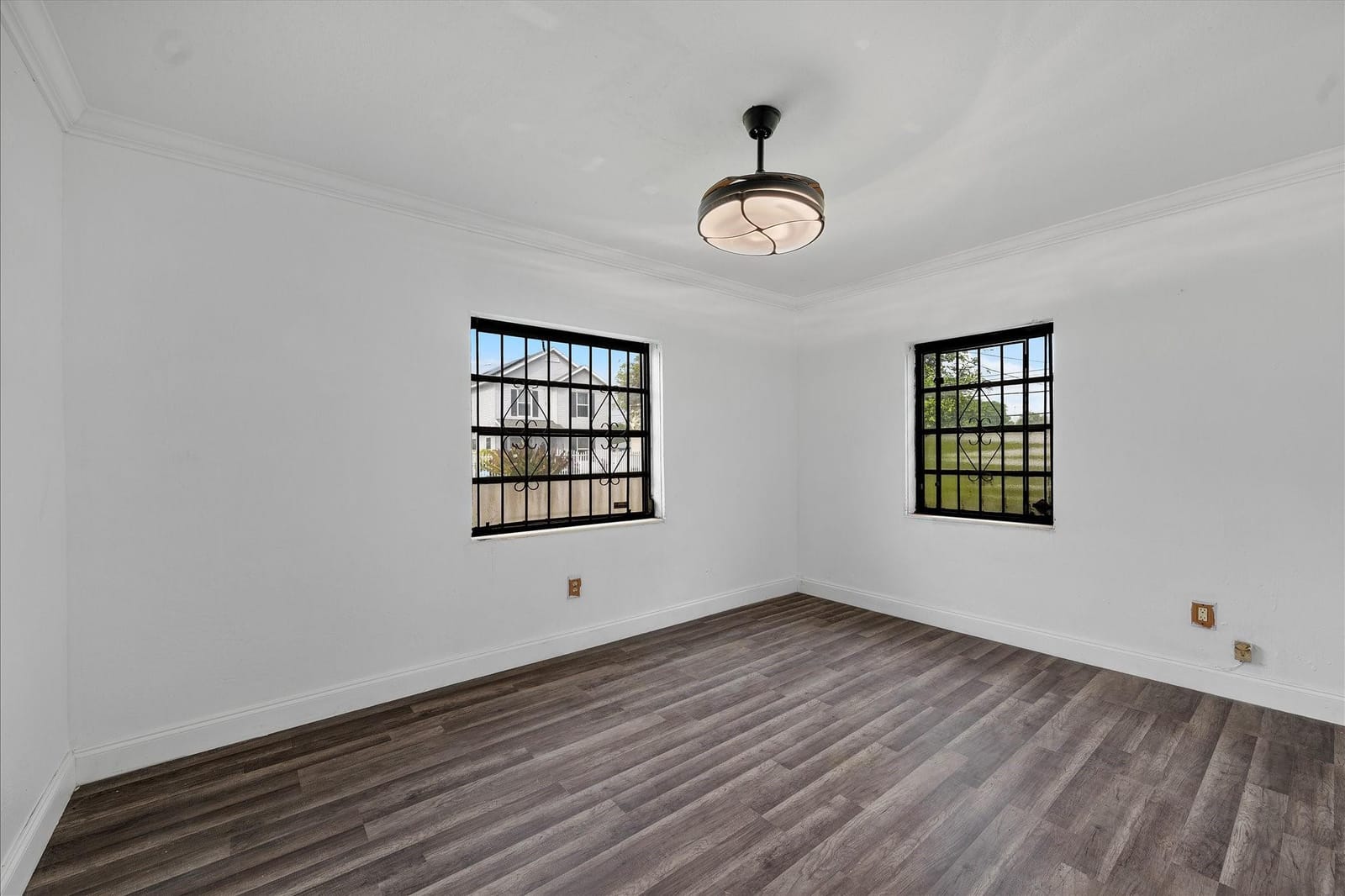 4001 NW 15th Avenue — photo 10