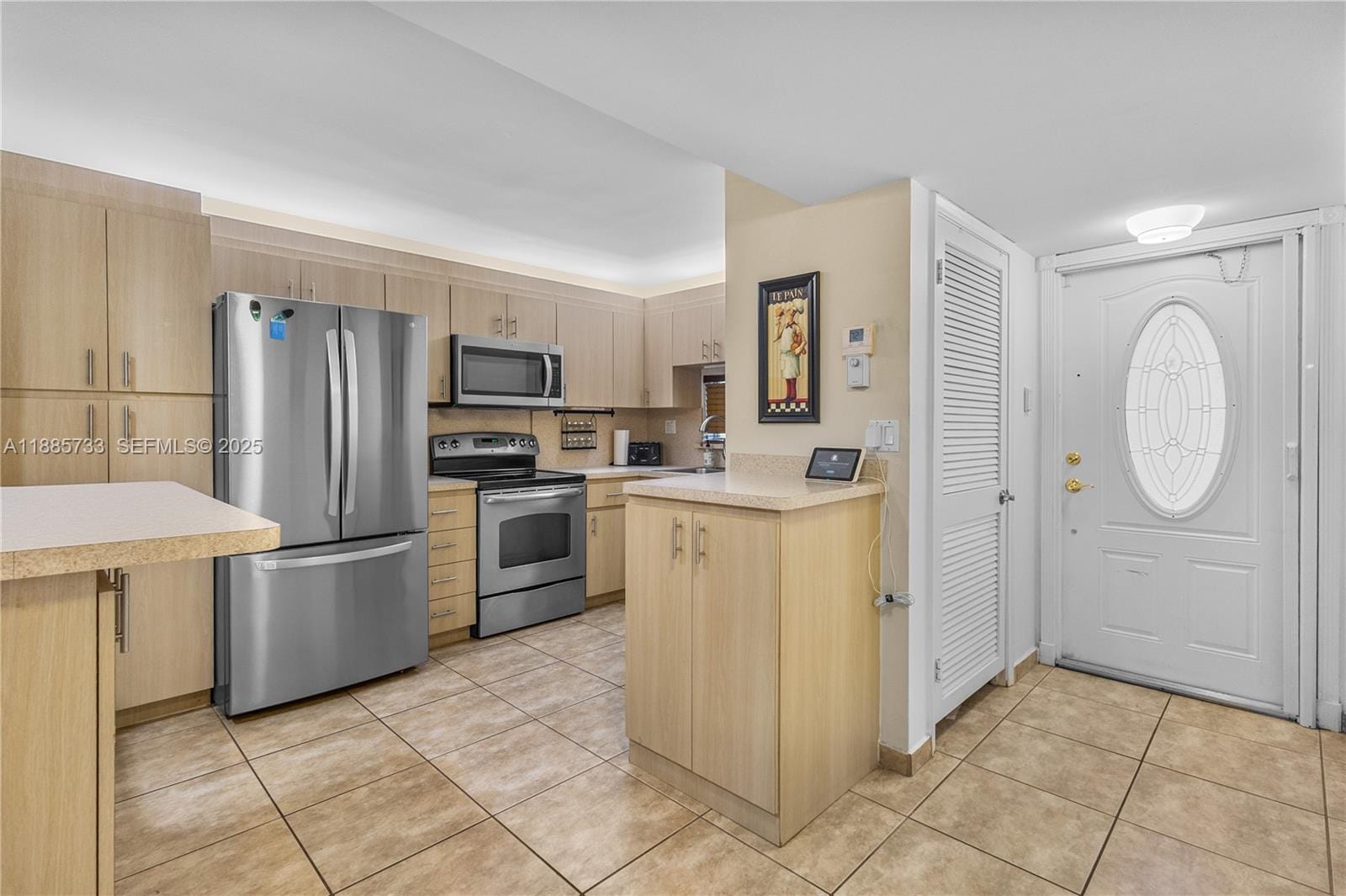 711 S Hollybrook Drive 210, Pembroke Pines, FL 33025 photo 3