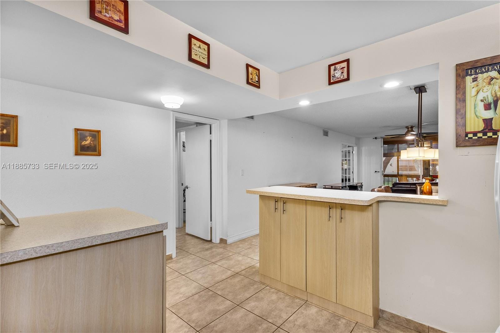 711 S Hollybrook Drive 210, Pembroke Pines, FL 33025 photo 6