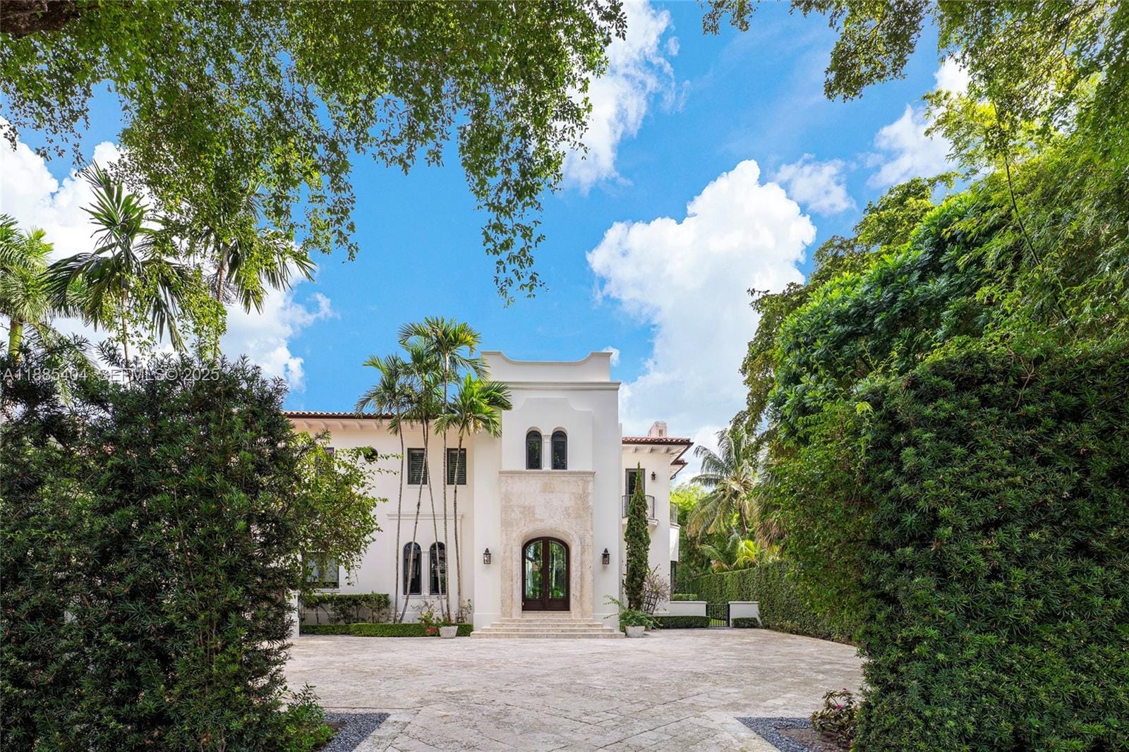 231 Costanera Road, Coral Gables, FL 33143 photo 2