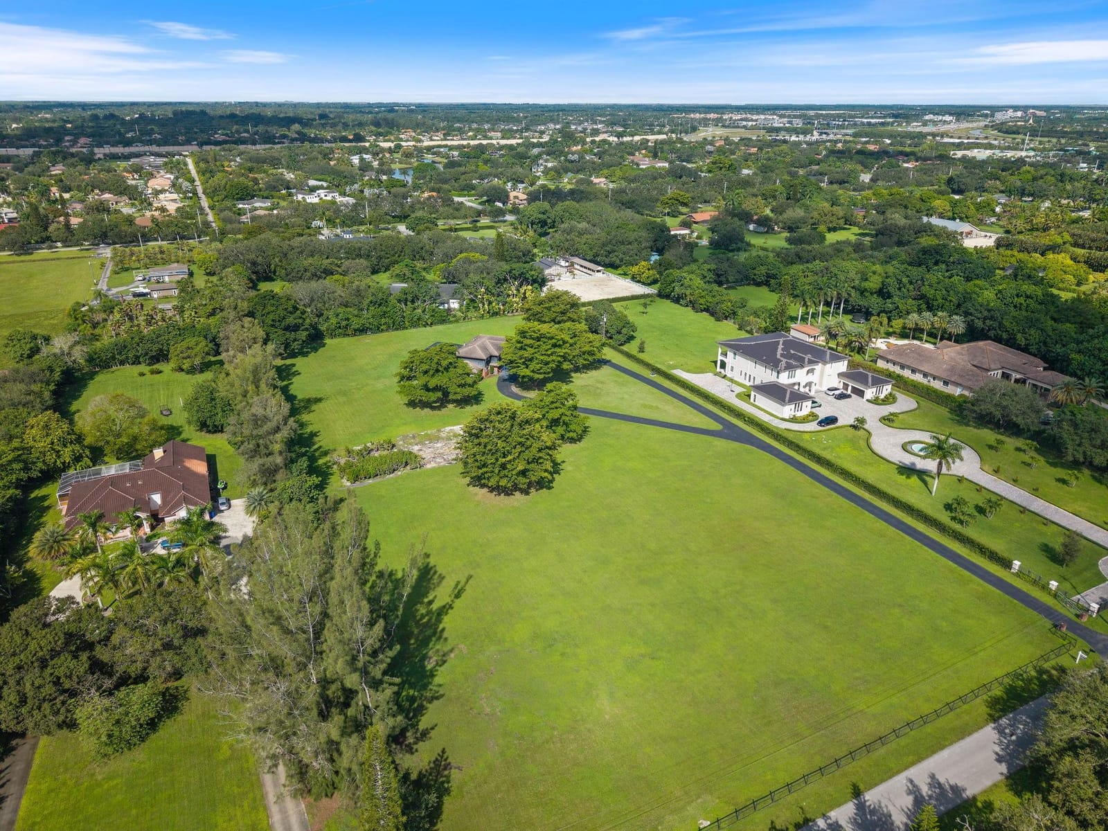 5401 Thoroughbred Lane, Southwest Ranches, FL 33330 photo 4