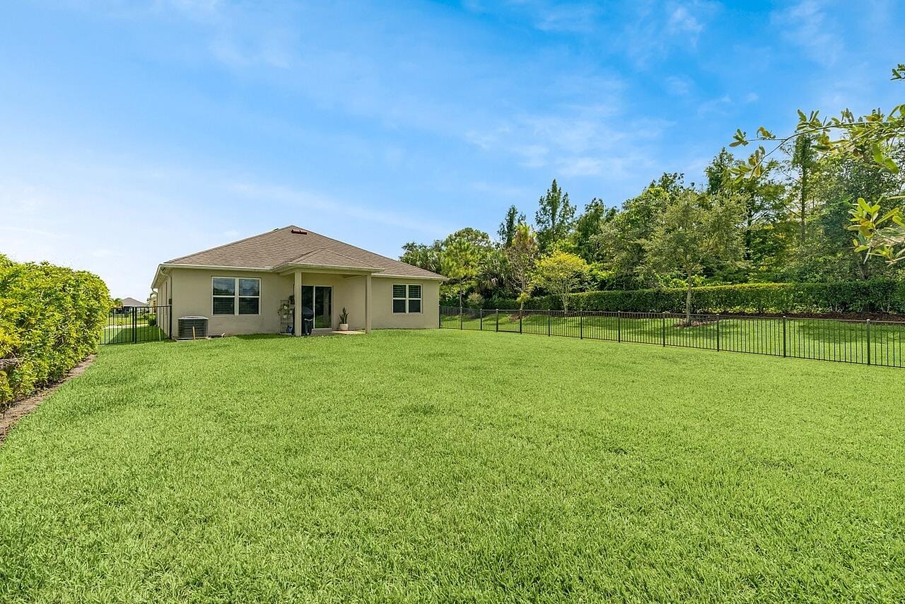 2281 Garfield Drive SW, Vero Beach, FL 32968 photo 22