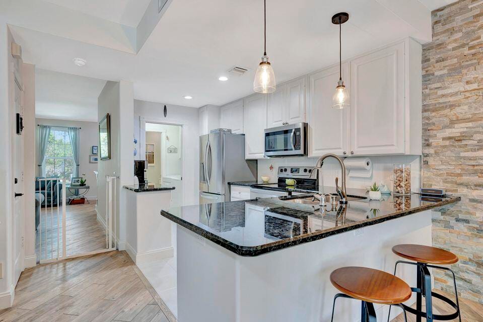 180 Freeport Drive, Jupiter, FL 33458 photo 23