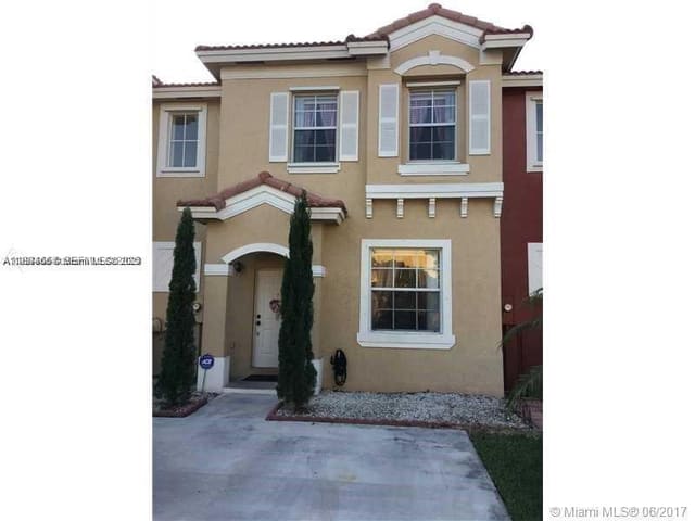 60 SE 6th Road, Homestead, FL 33030