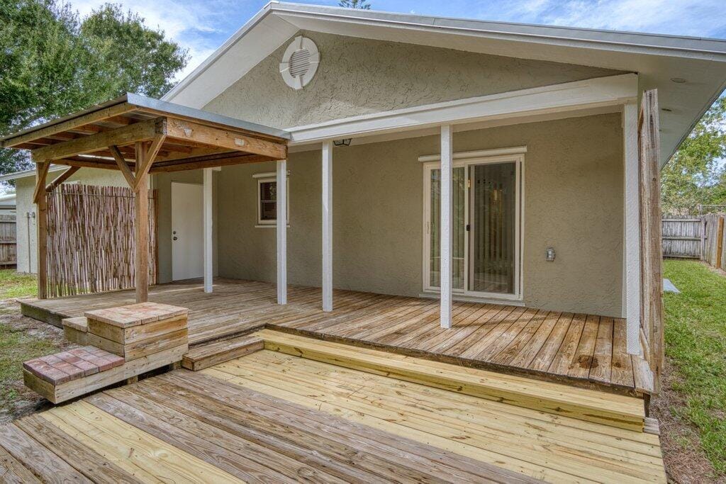 1007 Gatewood Avenue, Fort Pierce, FL 34982 photo 30