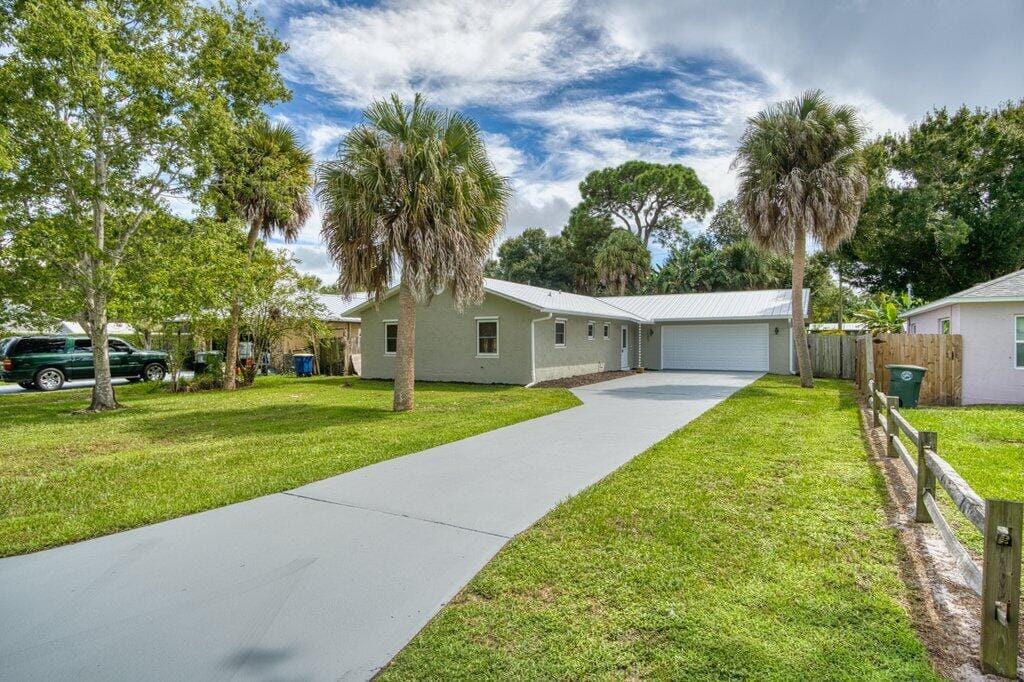1007 Gatewood Avenue, Fort Pierce, FL 34982 photo 4