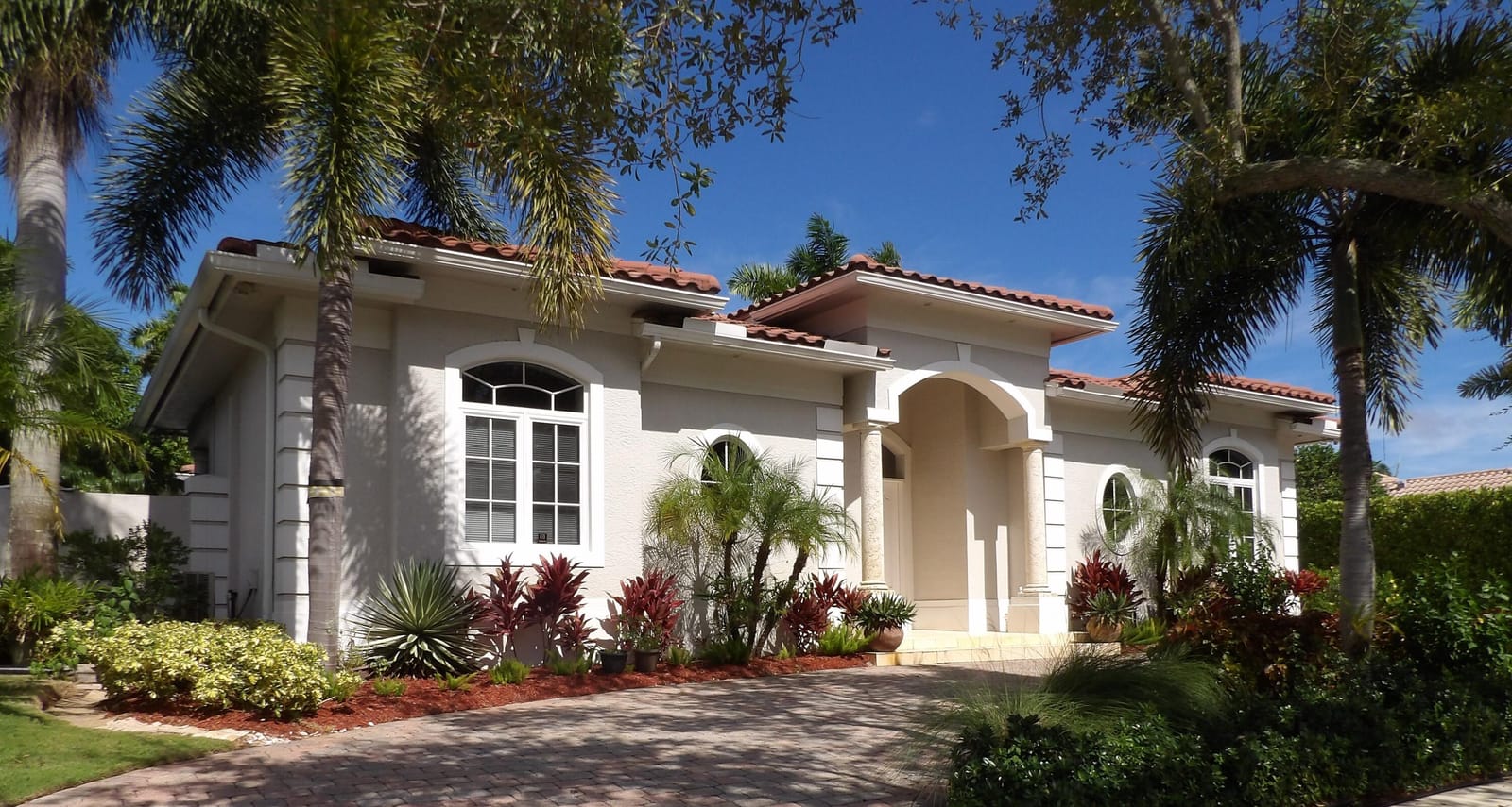 3710 Embassy Drive, West Palm Beach, FL 33401