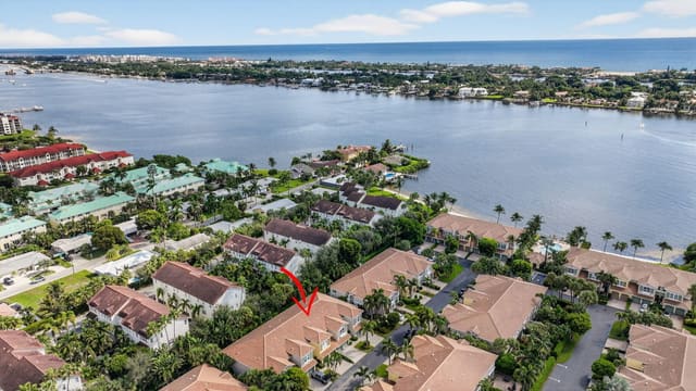 124 Las Brisas Circle, sold in Las Brisas, Fort Lauderdale, FL