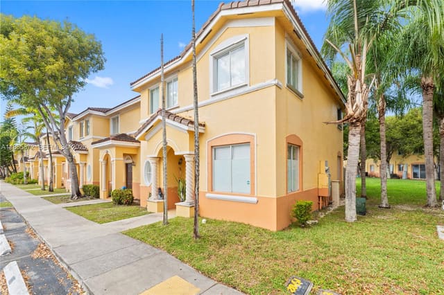 2873 SE 15th Road 68, sold in Shoma Townhomes At Keysco, Homestead, FL