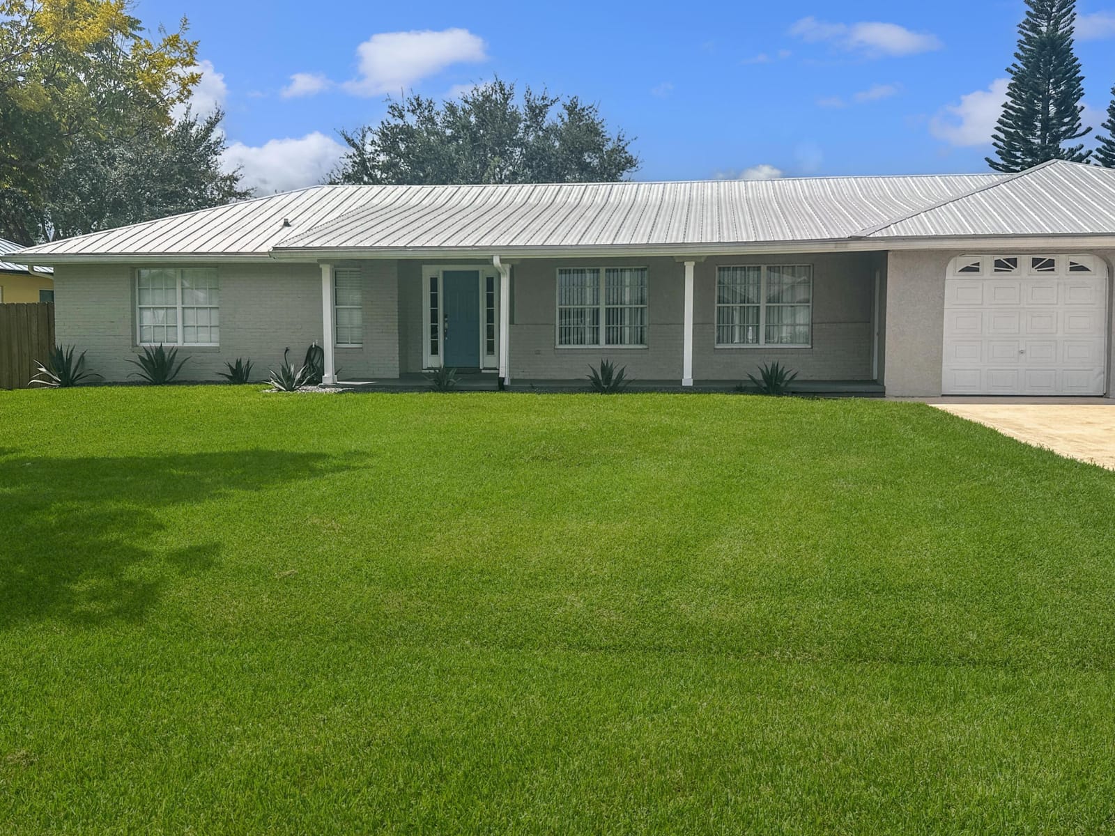 5205 Feather Creek Drive, Fort Pierce, FL 34951 photo 4