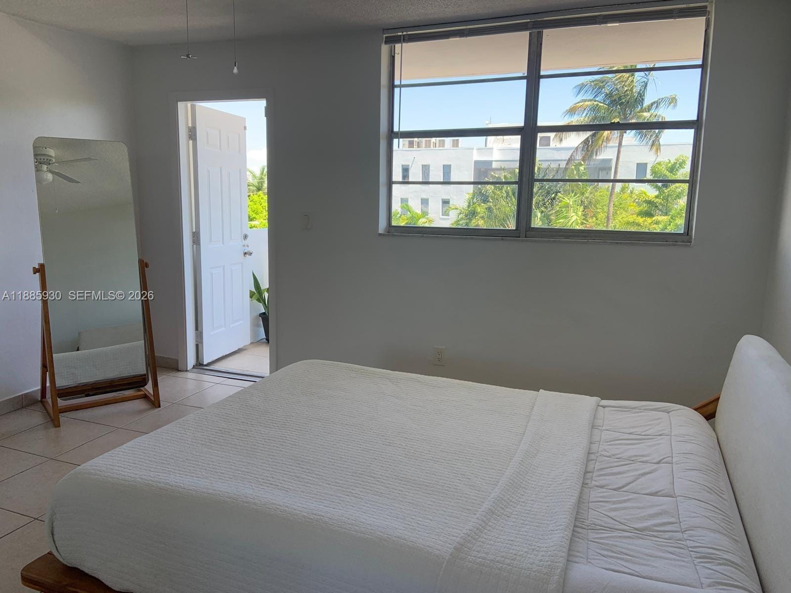 360 Meridian Avenue 4C — photo 9