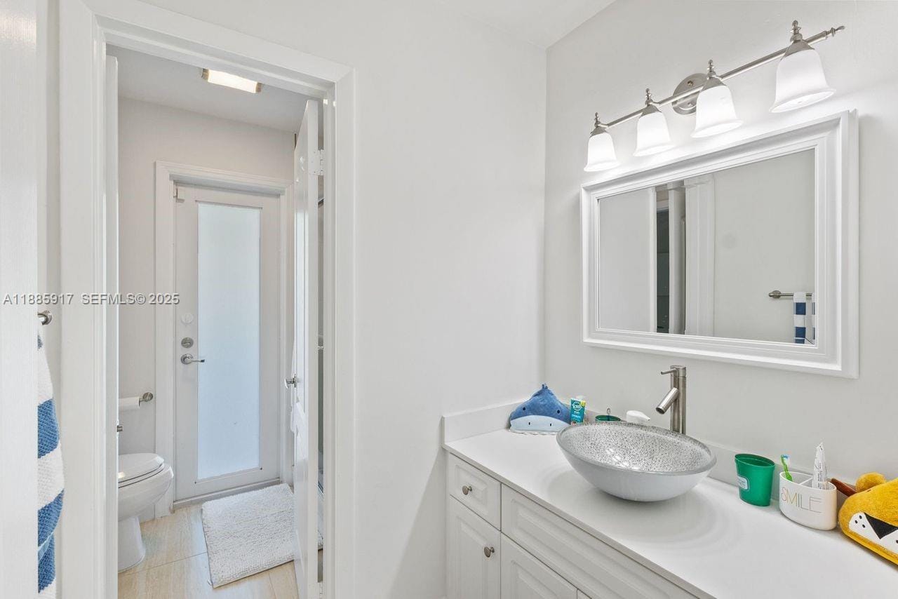 11220 SW 99th Court, Miami, FL 33176 photo 24