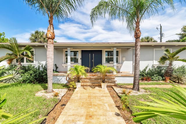3614 Poinsettia Avenue, sold in North Shore Terrace 3, West Palm Beach, FL