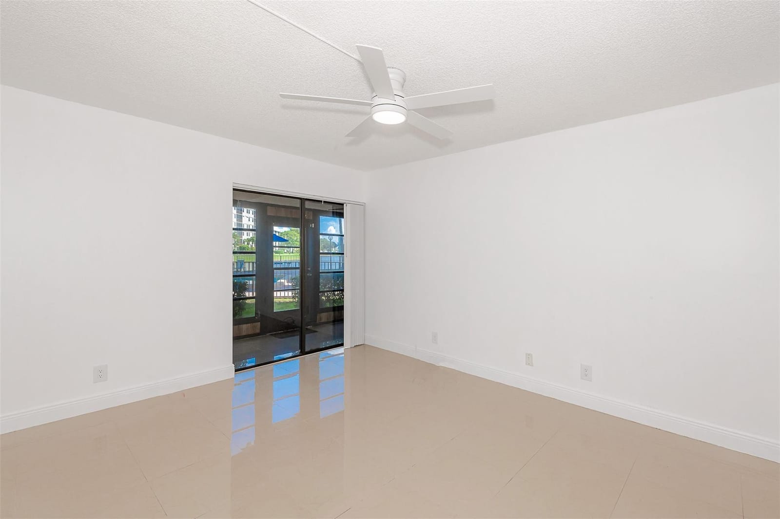 2307 S Cypress Bend Drive 108A, Pompano Beach, FL 33069 photo 14