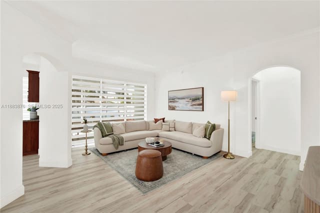 15974 SW 71st Terrace, sold in P A At West Sunset, Miami, FL
