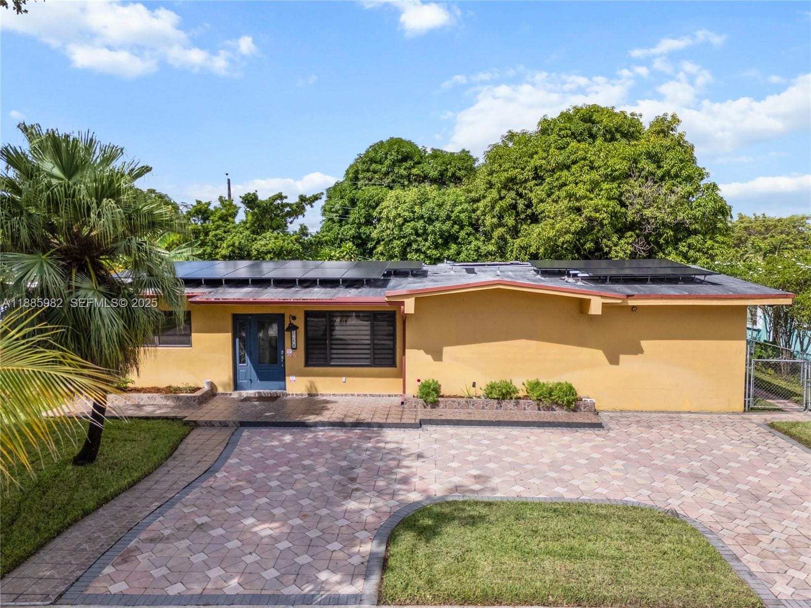 5430 W 14th Avenue, Hialeah, FL 33012