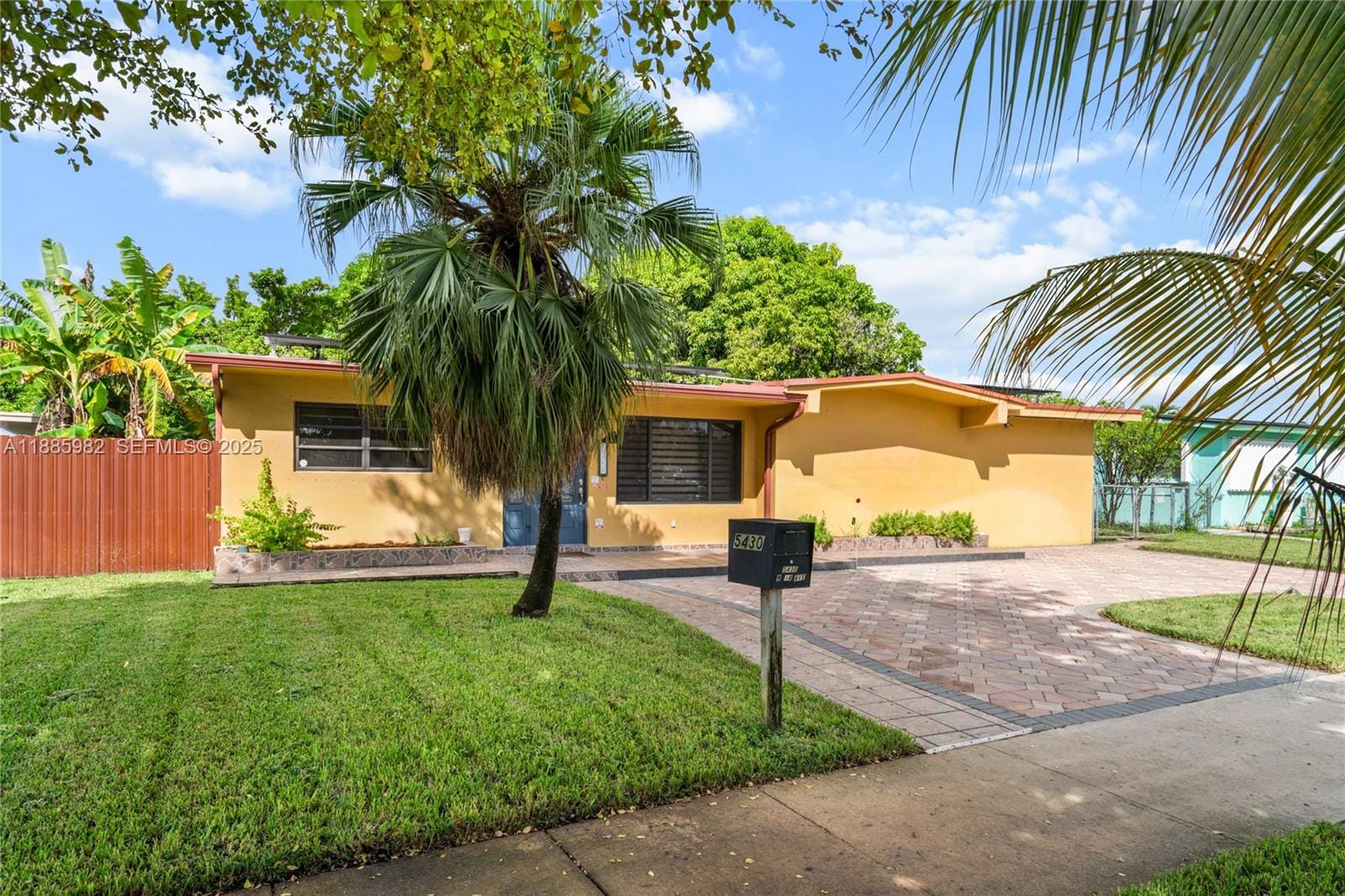 5430 W 14th Avenue, Hialeah, FL 33012 photo 3