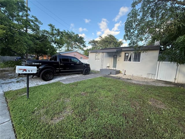 2651 SW 62nd Avenue, sold in Miami Gardens Estates Sec, West Park, FL