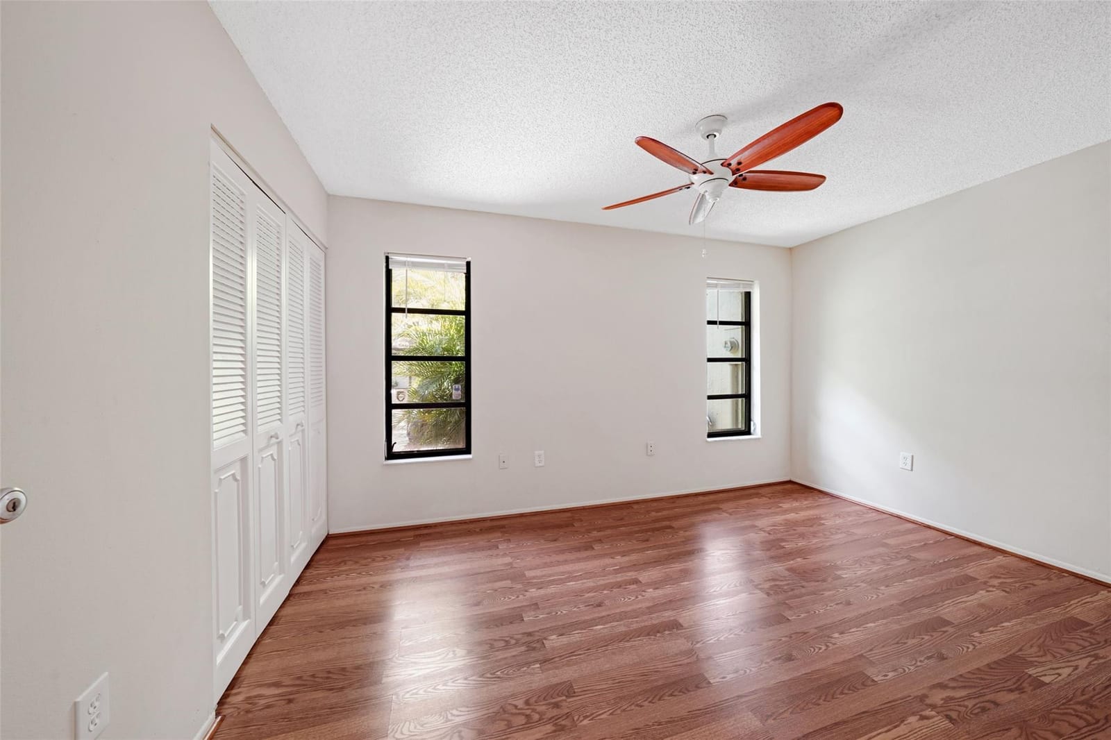 9637 NW 15th Court, Pembroke Pines, FL 33024 photo 16