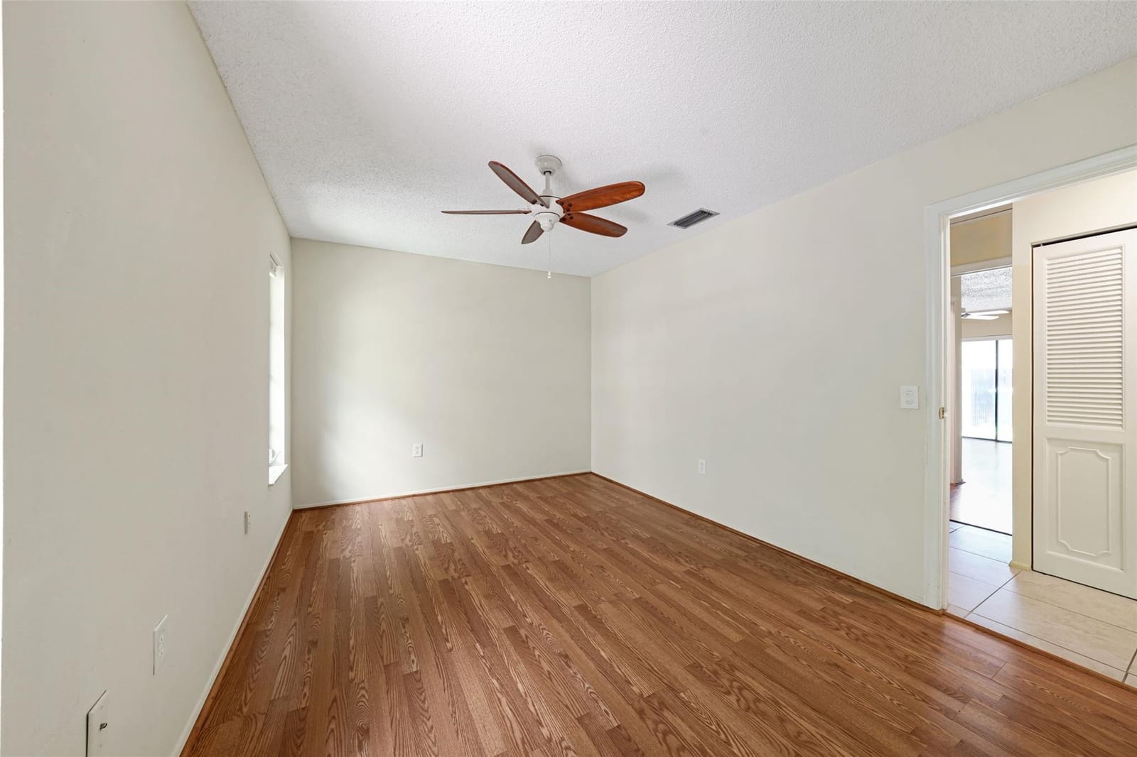 9637 NW 15th Court, Pembroke Pines, FL 33024 photo 19