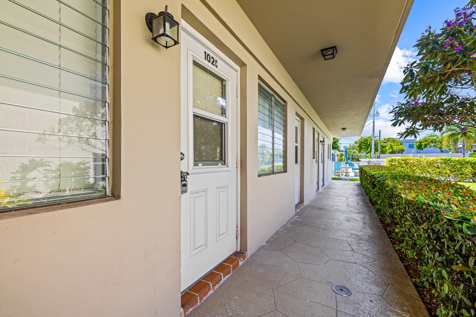 2121 NE 42nd Court 102c, Lighthouse Point, FL 33064