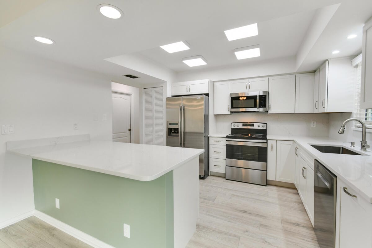 8121 SE Helen Terrace — photo 11