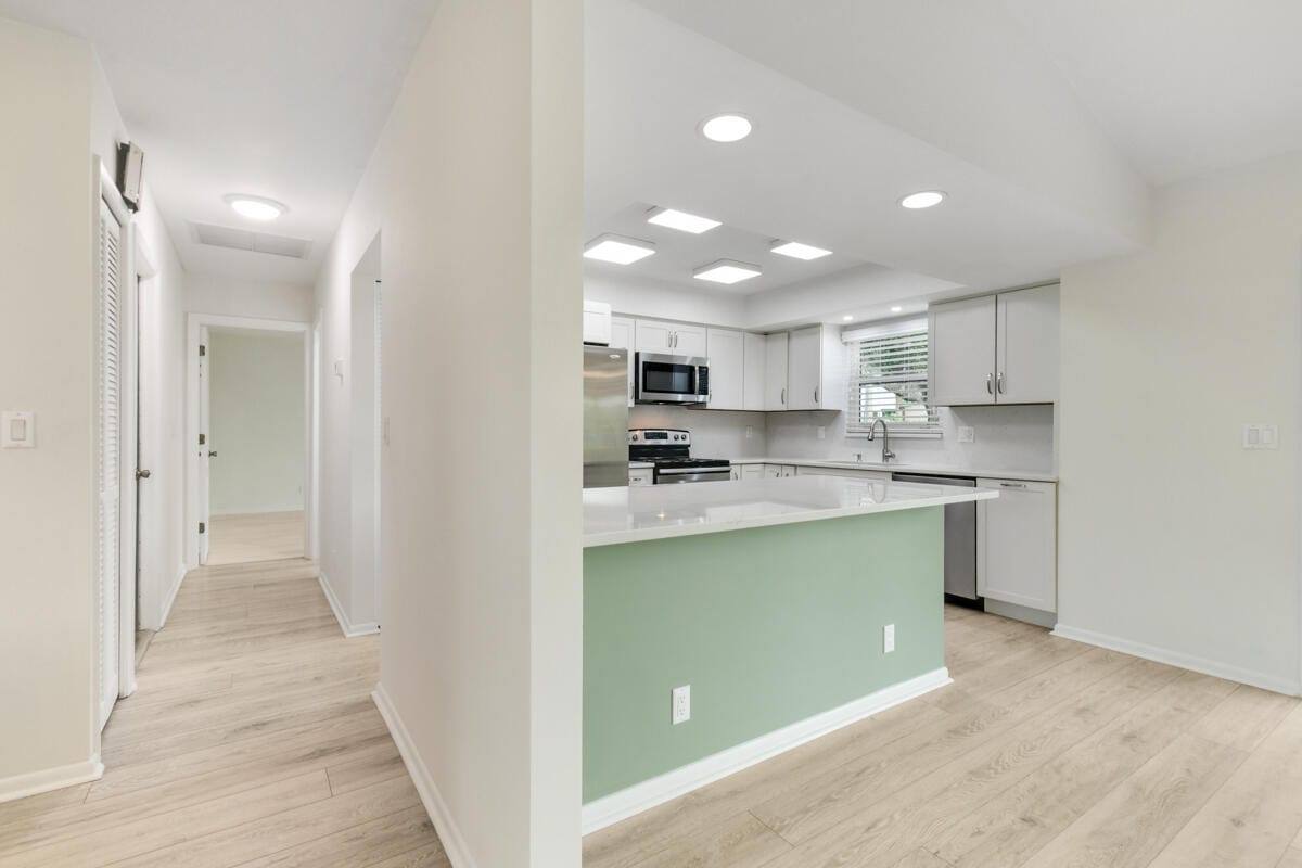 8121 SE Helen Terrace — photo 12