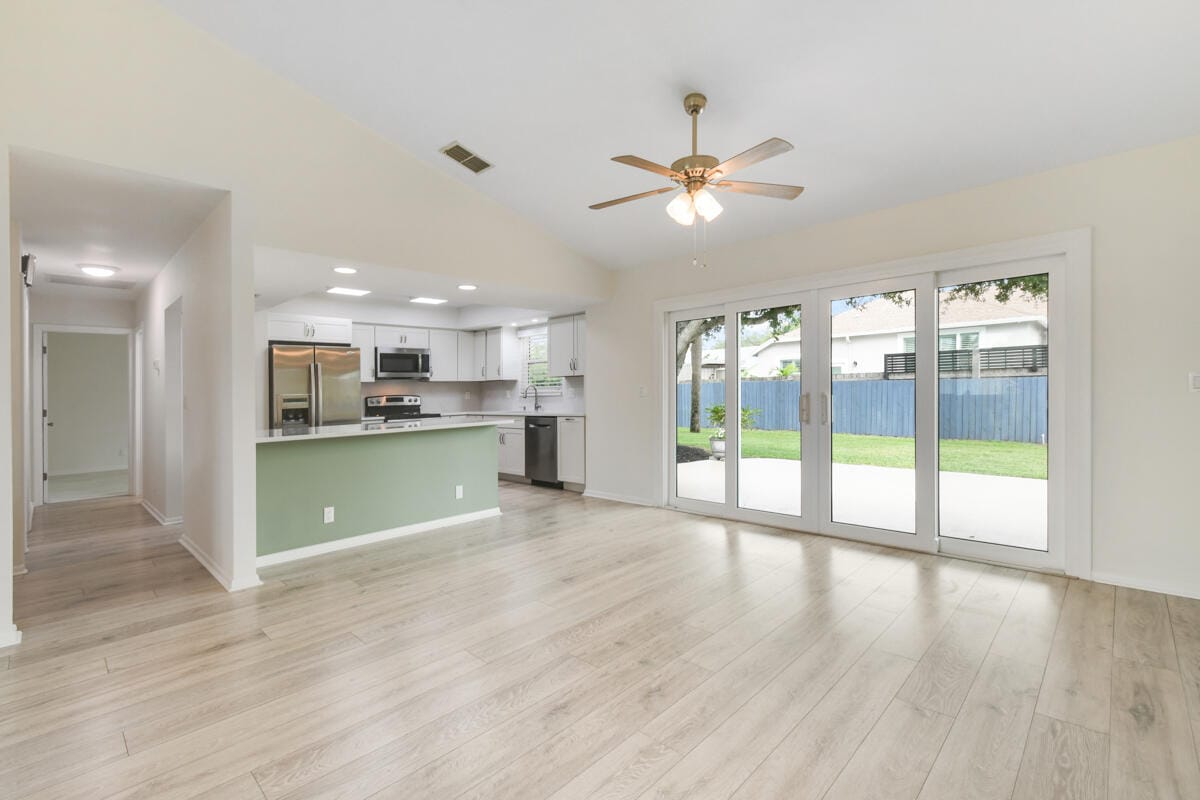 8121 SE Helen Terrace, Hobe Sound, FL 33455 photo 14