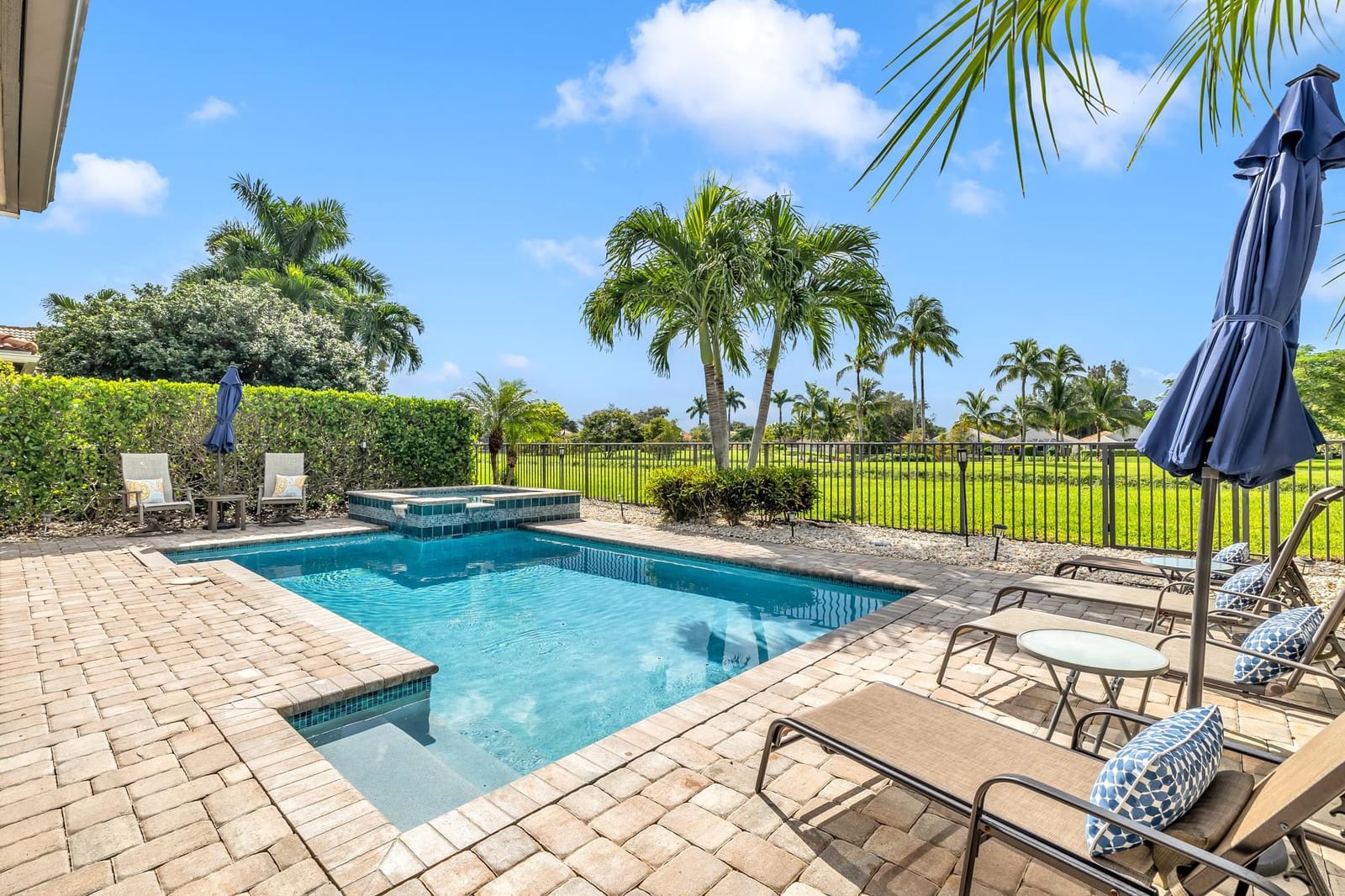 7676 N Monarch Court, Delray Beach, FL 33446